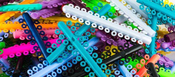 brackets-amb-lligues-de-colors