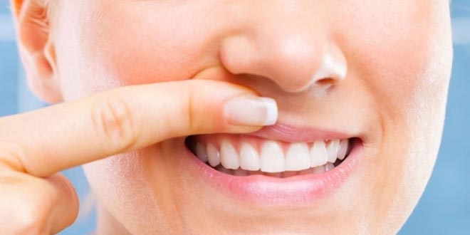 como tener encias saludables